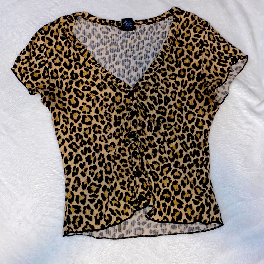 Rue21 XS Cheetah Print Shirt
